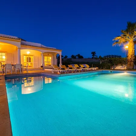 Holiday Home In Branqueira Near Santa Eulalia Beach البوفيرا