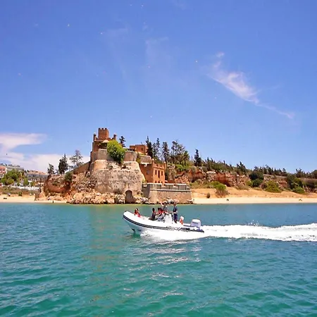 Holiday Home In Branqueira Near Santa Eulalia Beach فيلة البوفيرا