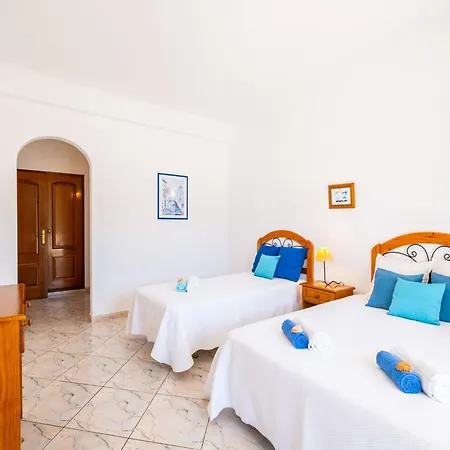 فيلة Holiday Home In Branqueira Near Santa Eulalia Beach